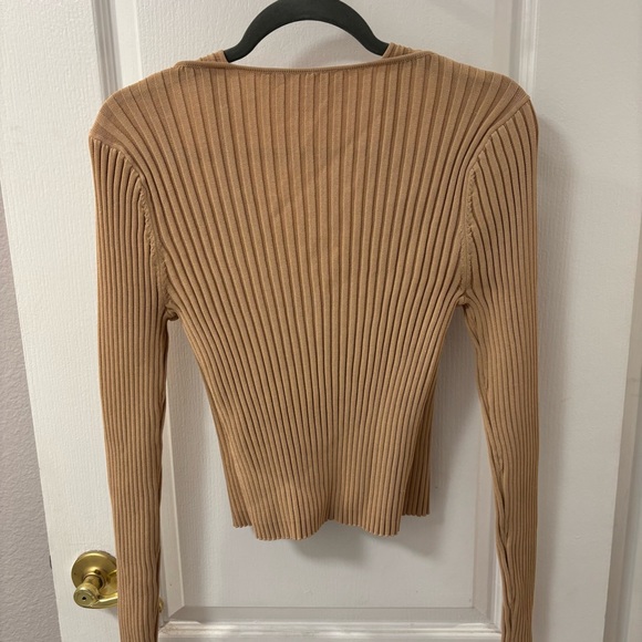 ASTR The Label Tan Ribbed Top Bodycon Faux Twinset Neutral size M - Picture 5 of 10